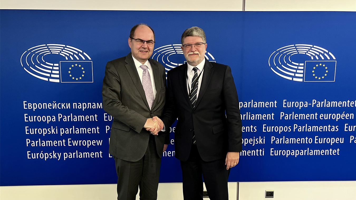 Schmidtova odluka iz listopada je u interesu i Hrvata i BiH